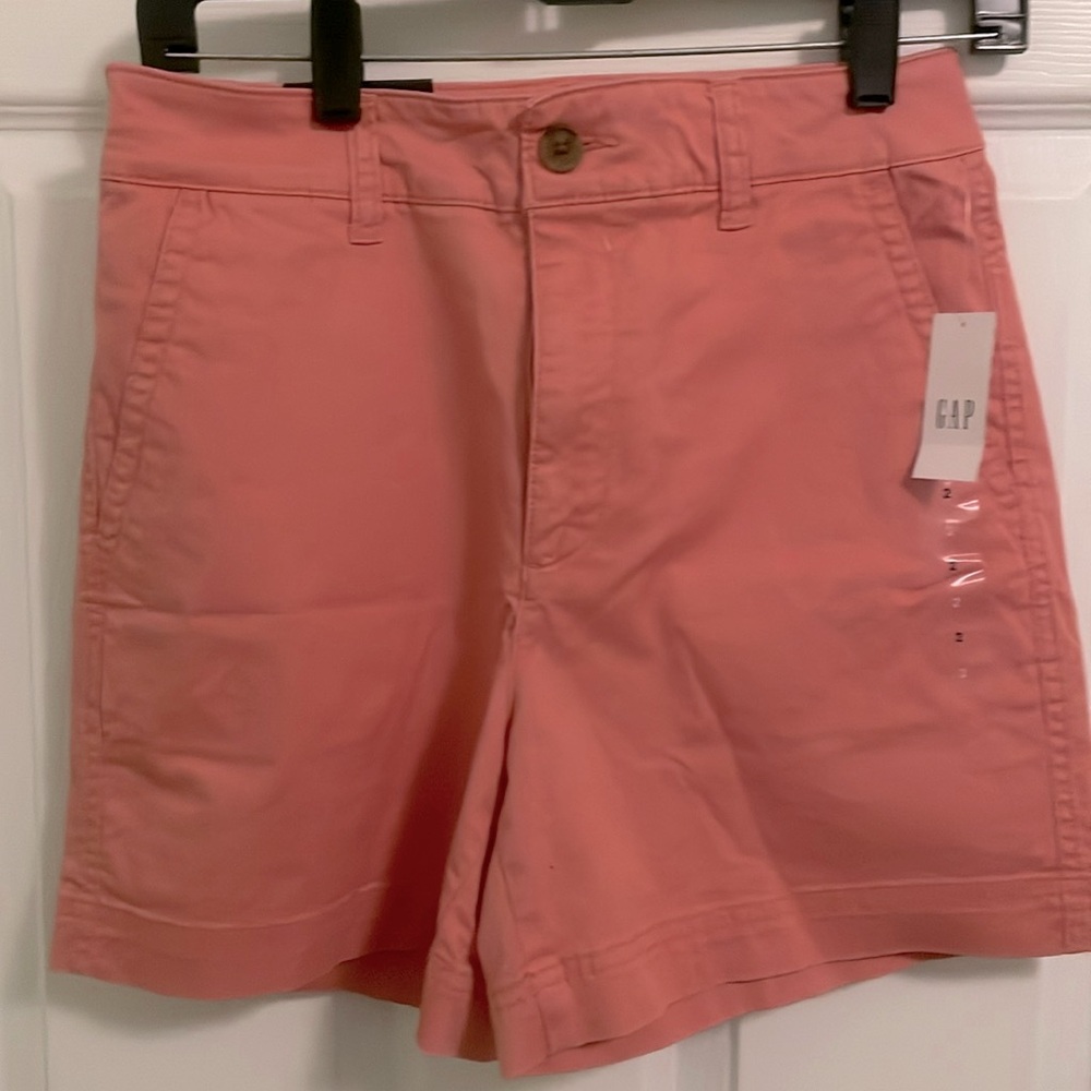Gap Girlfriend Khaki Shorts, Size 2